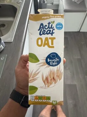 Front of pack, Oat Milk (Barista Style)